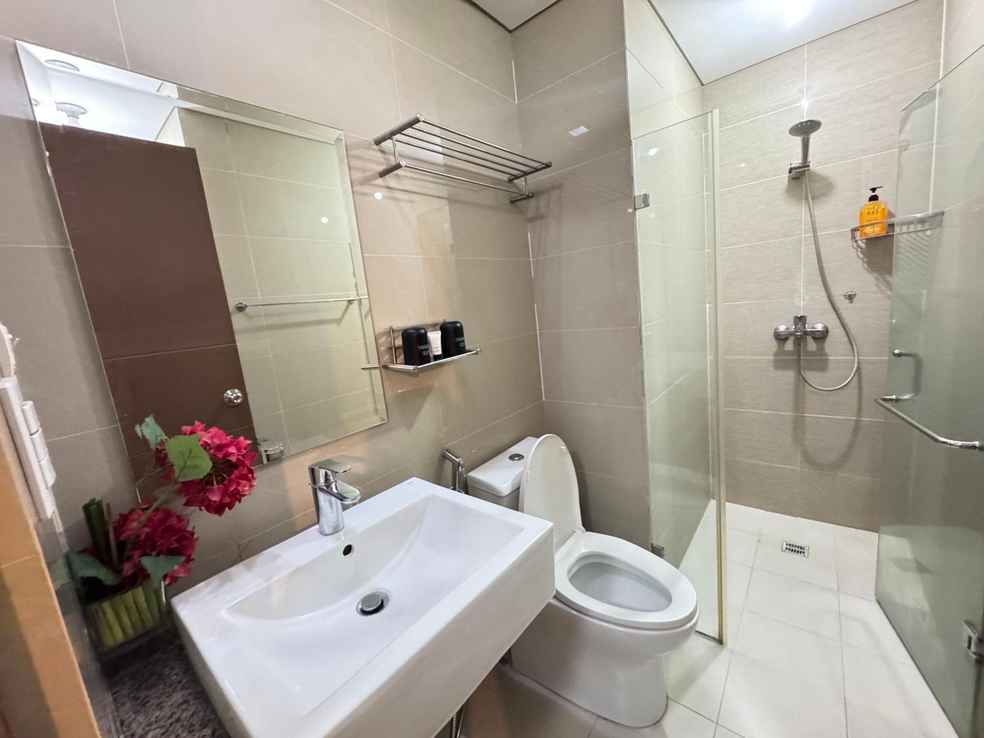 Two Palm Tree Villas Pasay Exterior photo